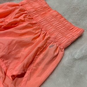 Brand new Free People movement shorts (Size xs)